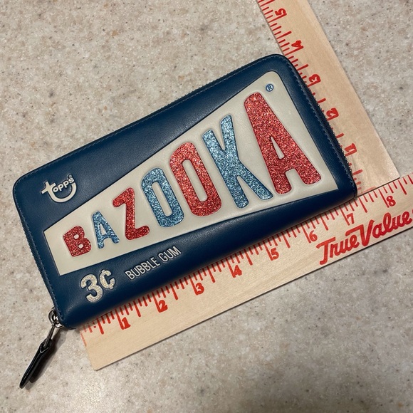 COACH Full Size Wallet Bazooka Bubble Gum Accordion Zip Limited Edition Leather - Picture 13 of 13